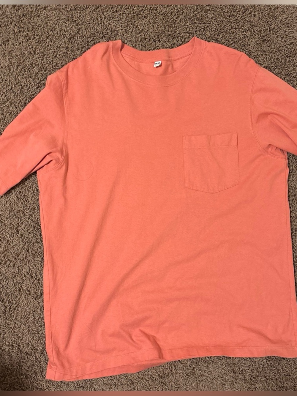 Uniqlo Men’s Coral Pocket Short-Sleeve Tee